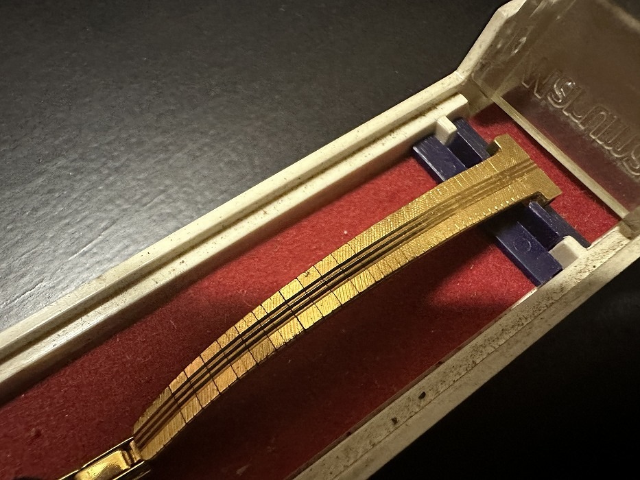 108185 Maruman 腕時計ベルト 10mm 金メッキ  金色 蛇腹  DEAD STOCK