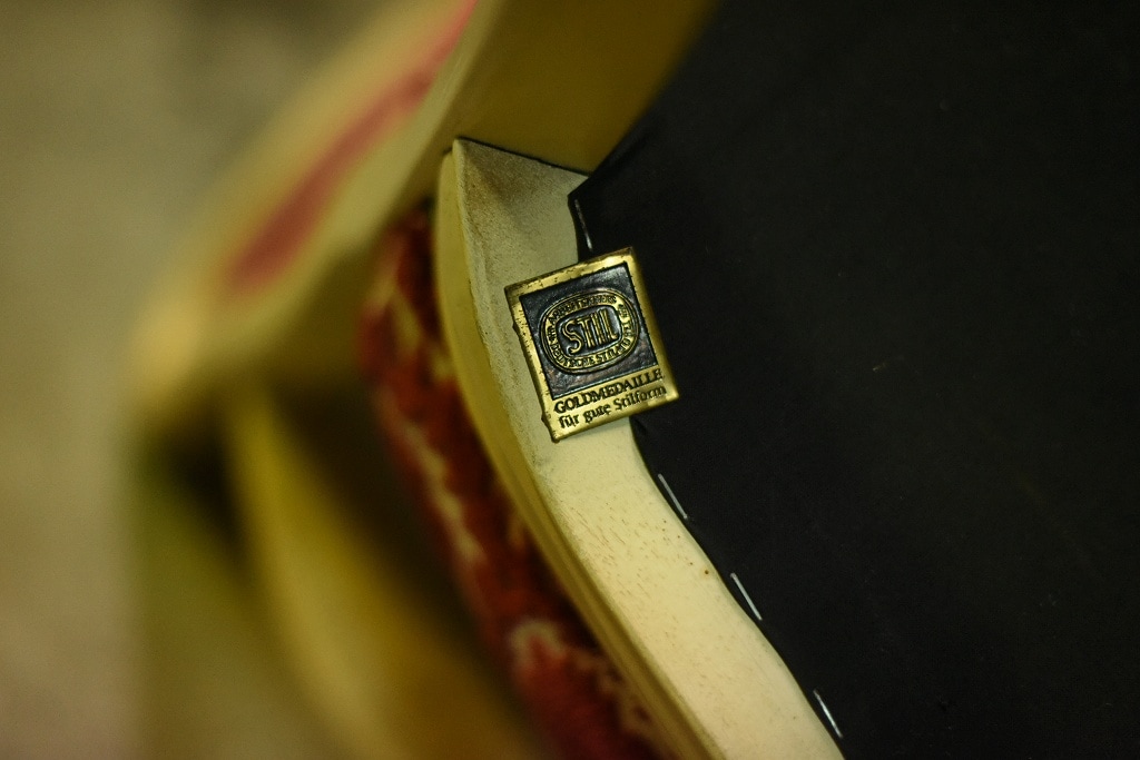 2281 ヴィンテージ チェア　椅子 肘付き ドイツ製