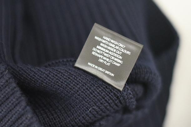 FN 英国「GOLDTOP」「100%Merino Wool Fitted Submariner Sweater」フィット サブマリーナー セーター COLOR：NavyBlue　　送料無料