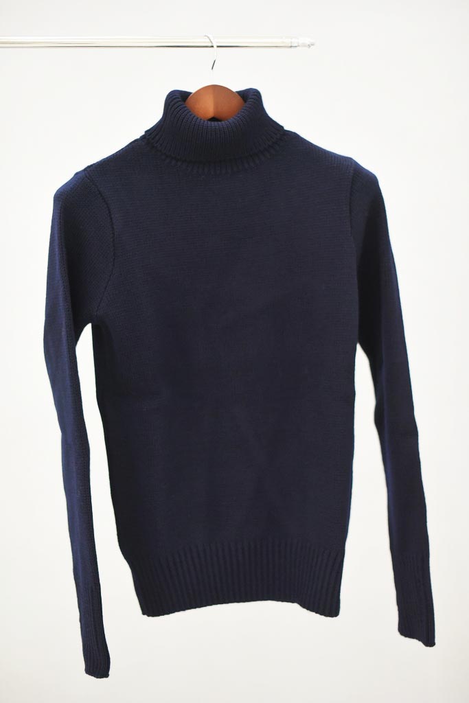 FN 英国「GOLDTOP」「100%Merino Wool Fitted Submariner Sweater」フィット サブマリーナー セーター COLOR：NavyBlue　　送料無料
