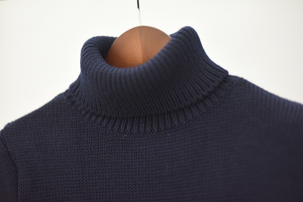 FN 英国「GOLDTOP」「100%Merino Wool Fitted Submariner Sweater」フィット サブマリーナー セーター COLOR：NavyBlue　　送料無料