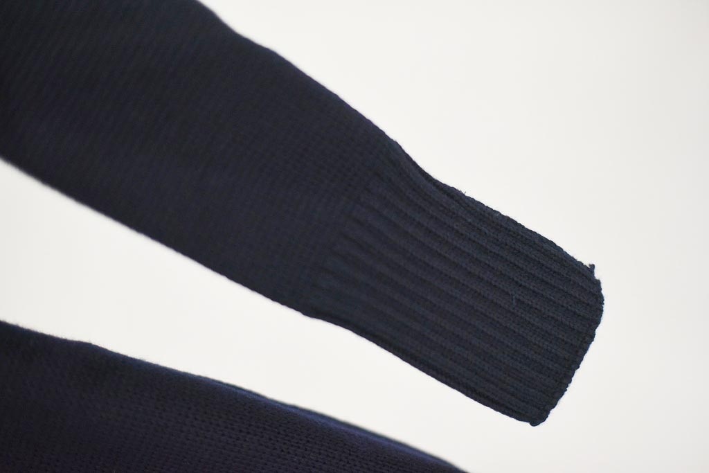 FN 英国「GOLDTOP」「100%Merino Wool Fitted Submariner Sweater」フィット サブマリーナー セーター COLOR：NavyBlue　　送料無料