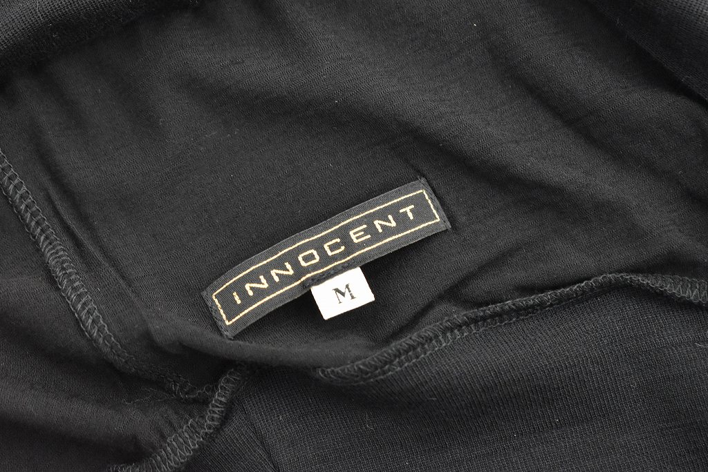 CB INNOCENT Original products 「極上ウール圧縮ニット クルーネック」　COLOR : BLACK/BLACK