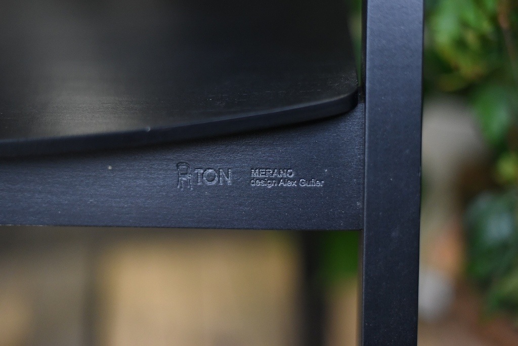 TON MERANO 311401 スタッキングチェア 2脚セット
