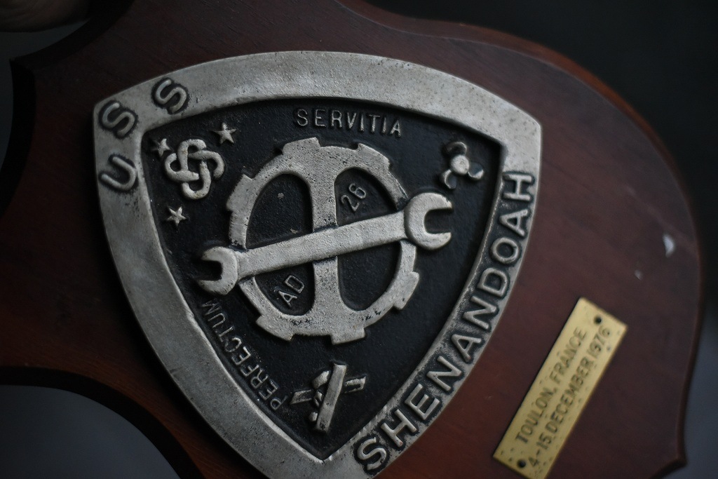 101203 ヴィンテージ　トロフィー　表彰楯　 英国製　MADE IN ENGLAND