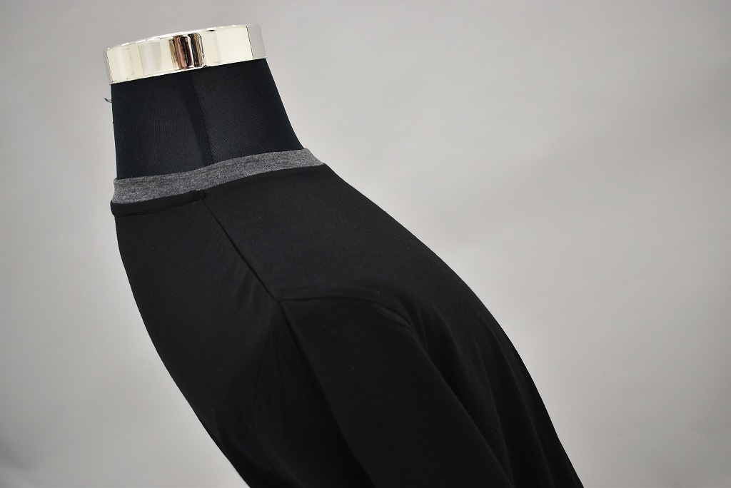 CG INNOCENT Original products 「極上ウール圧縮ニット クルーネック」　COLOR : BLACK/GRAY