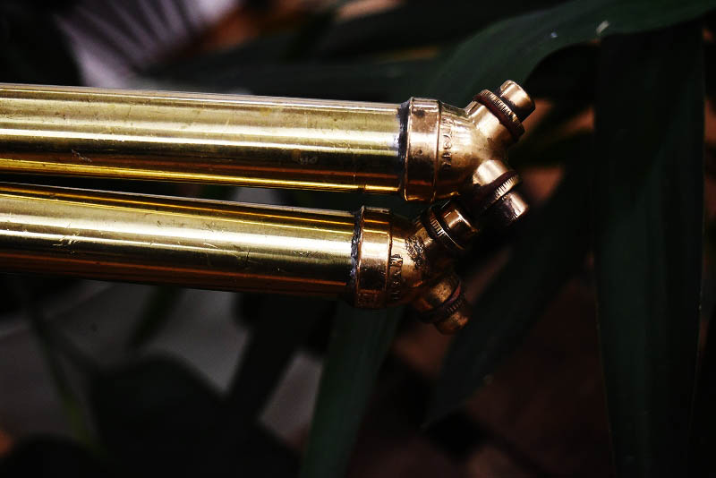 105222 2本セット　真鍮　ブラス　ガーデニング スプレー　ポンプ　MADE IN ENGLAND　英国