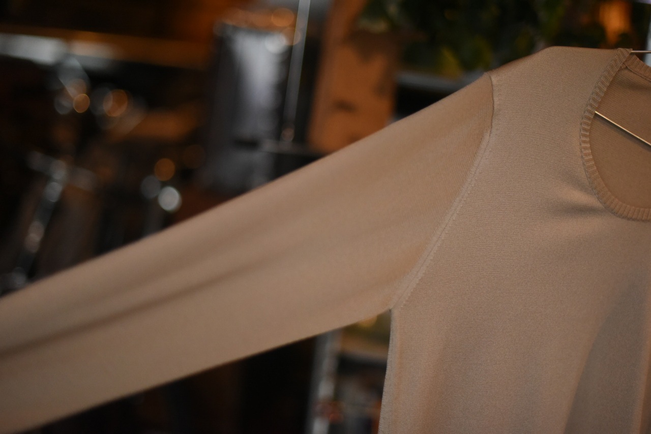 103086　「MONTAGUT」 MADE in FRANCE セーター　フランス イタリア　