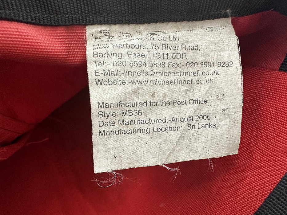 107533 コンディションB ヴィンテージ　英国 「ROYAL MAIL」　ロイヤルメール メッセンジャーバッグ　イエローリフレクター