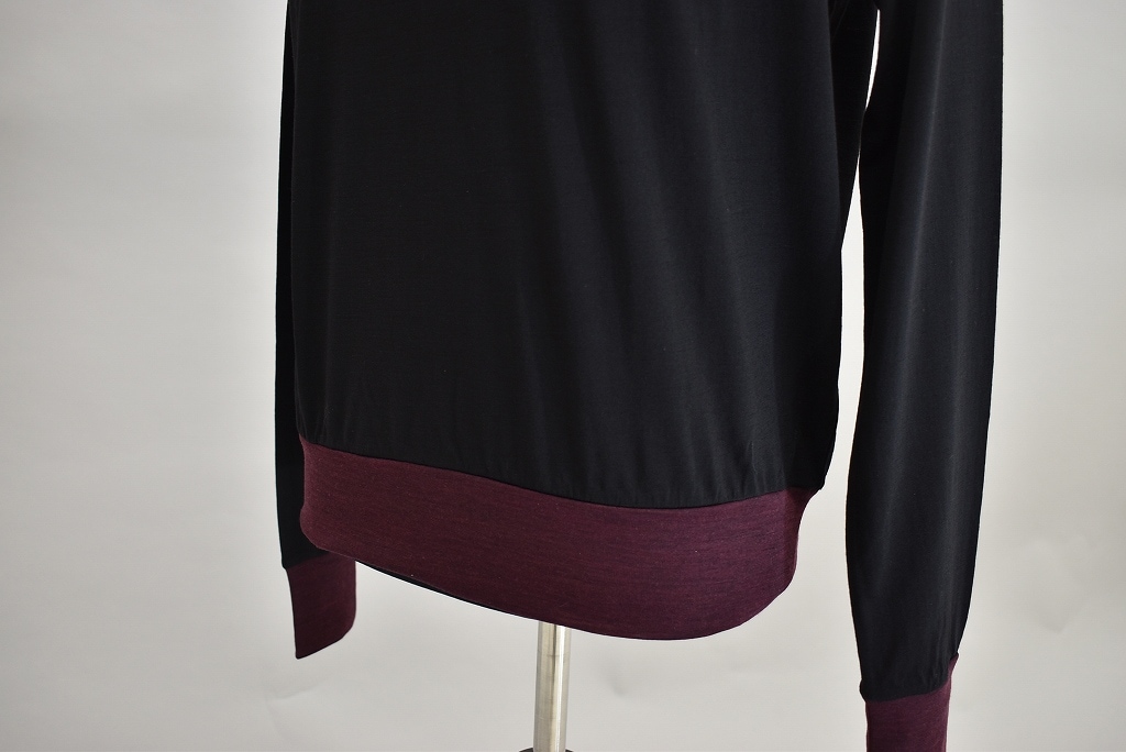 CW INNOCENT Original products 「極上ウール圧縮ニット クルーネック」　COLOR : BLACK/WINE RED