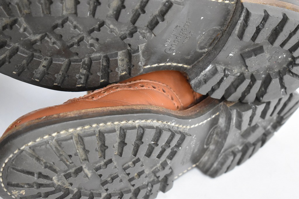 109845「Tricker's」 wing tip　トリッカーズ スウェード MADE IN ENGLAND 