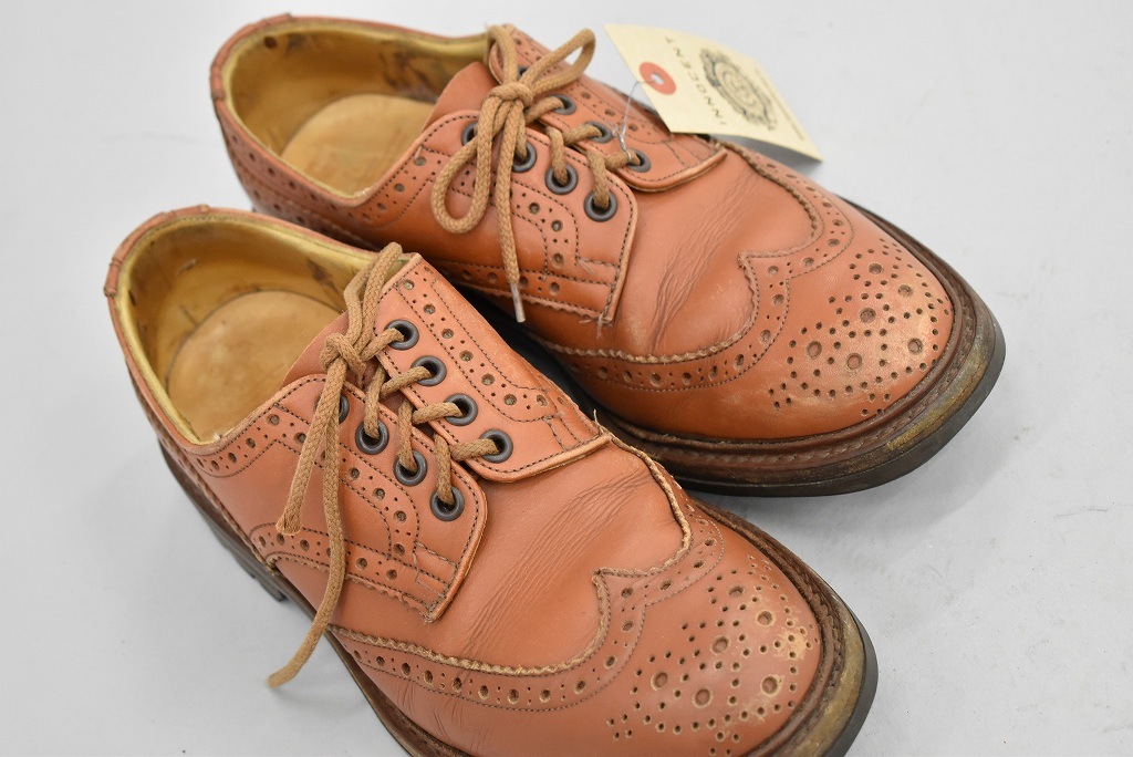 109845「Tricker's」 wing tip　トリッカーズ スウェード MADE IN ENGLAND 