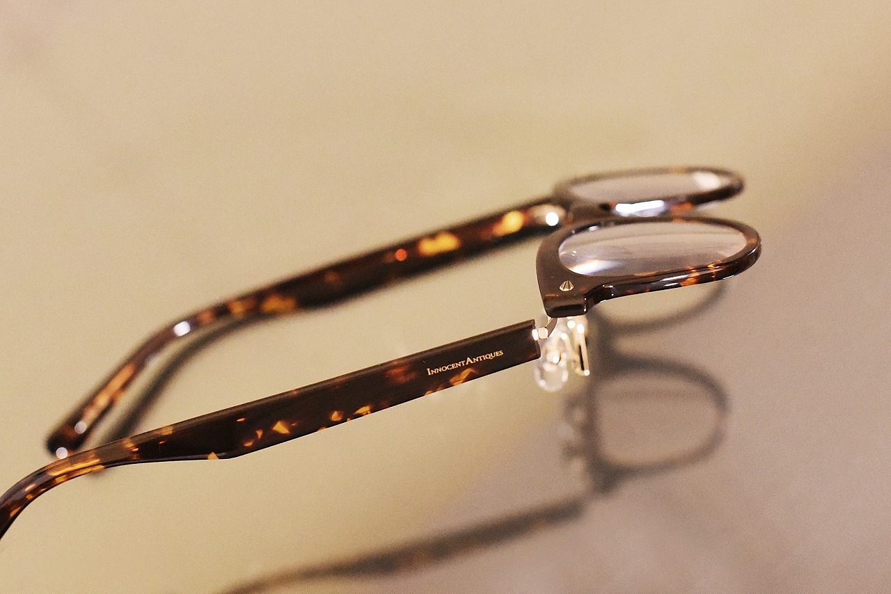 RF-D フリップリーディンググラス　「RAWGUN」 DEMI INNOCENT Original Products