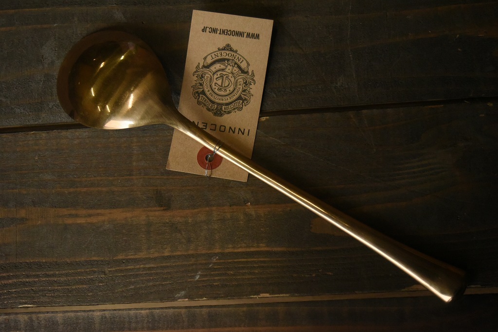 104479  ヴィンテージ　　真鍮製　サーバースプーン　ブラス　英国 MADE IN ENGLAND