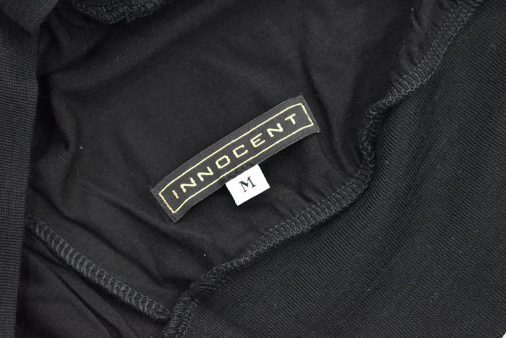 TB INNOCENT Original products 「極上ウール圧縮ニット タートルネック」　COLOR : BLACK/BLACK
