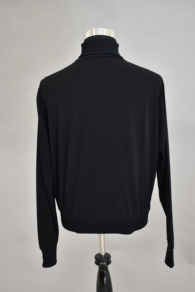 TB INNOCENT Original products 「極上ウール圧縮ニット タートルネック」　COLOR : BLACK/BLACK