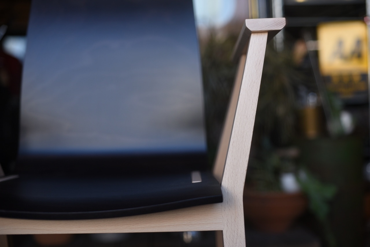 TON ARM CHAIR STOCK HOLM 321700