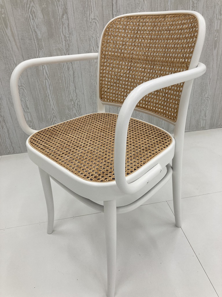 TON　ARM CHAIR　No.811　325811