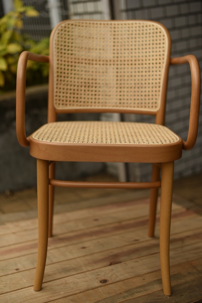 TON　ARM CHAIR　No.811　325811