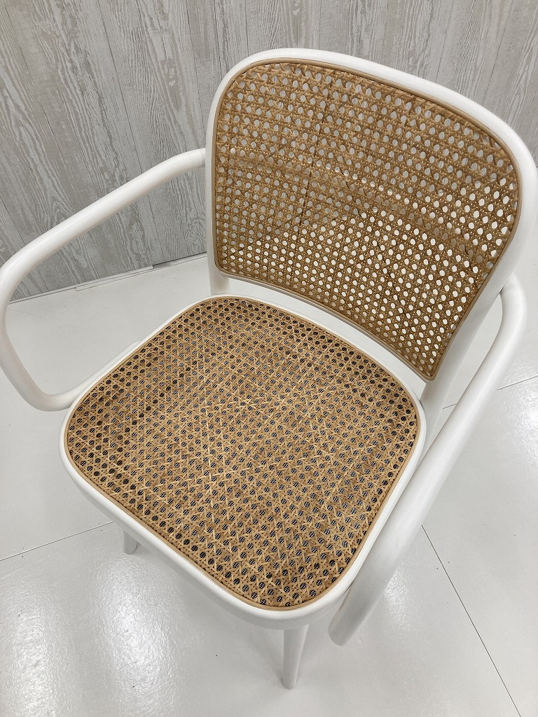 TON　ARM CHAIR　No.811　325811