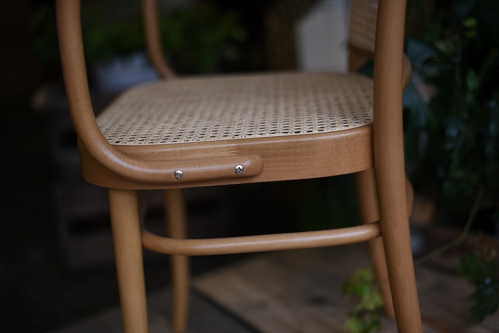 TON　ARM CHAIR　No.811　325811