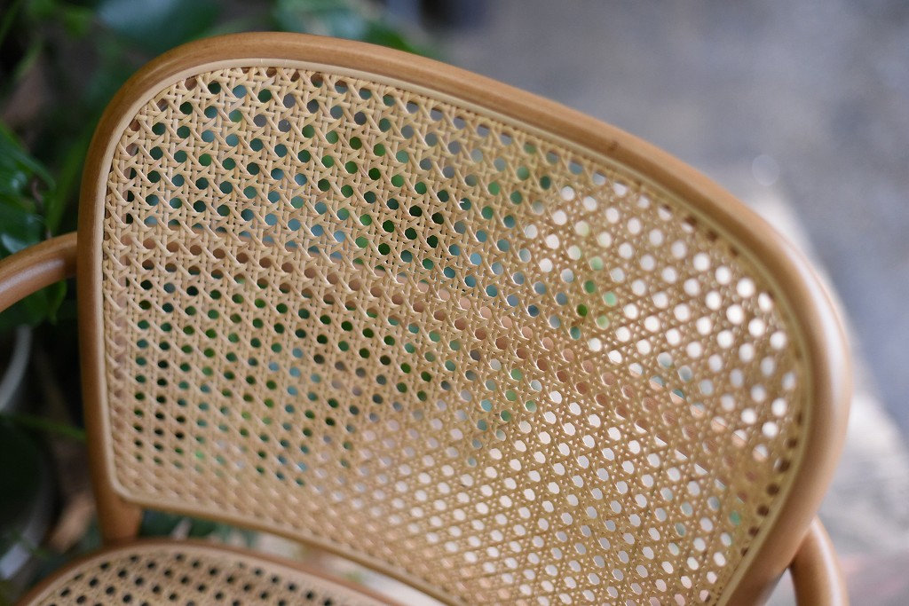TON　ARM CHAIR　No.811　325811