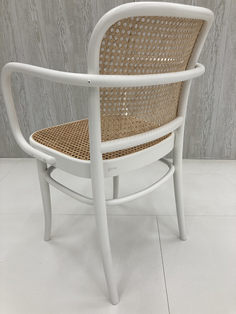 TON　ARM CHAIR　No.811　325811
