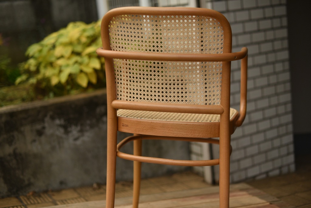TON　ARM CHAIR　No.811　325811