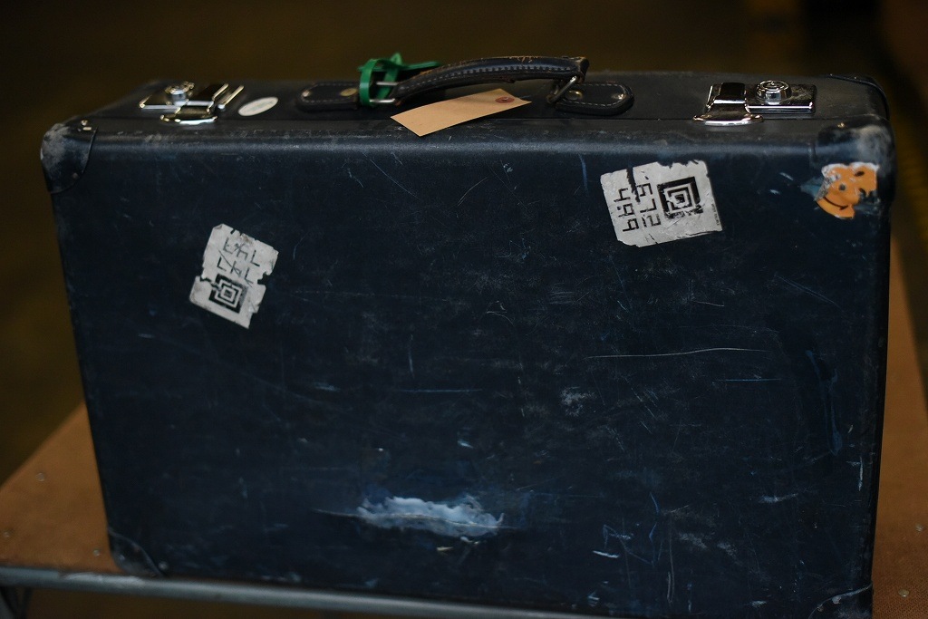 103467 UK ヴィンテージ 英国 グローブ トロッター 「GLOBE TROTTER