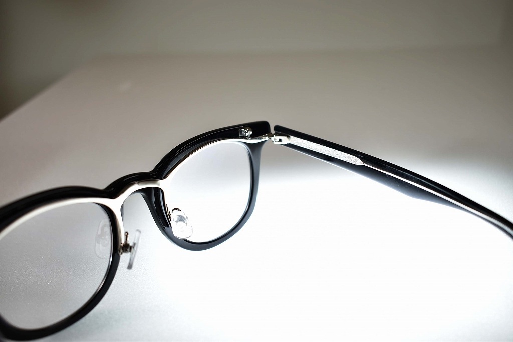 RF-B フリップリーディンググラス　「RAWGUN」 BLACK INNOCENT Original Products