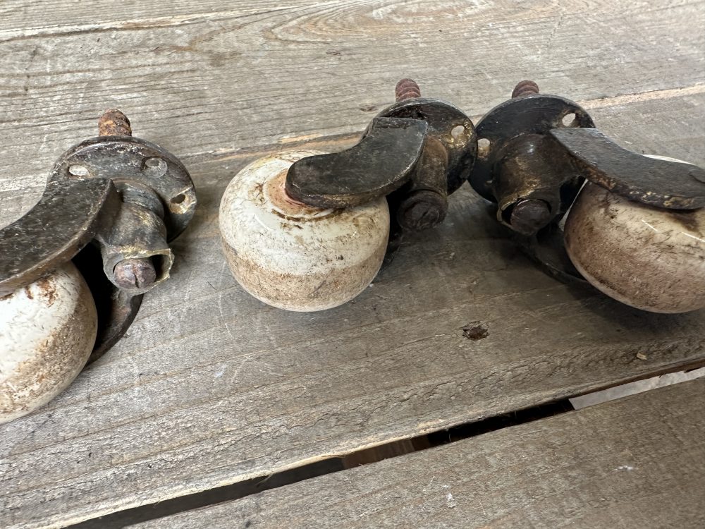 108438 ヴィンテージ キャスター タイヤ 3個セット