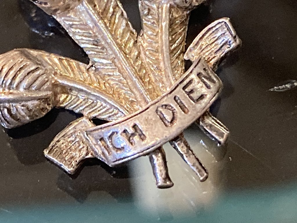 108659「ICH DIEN Prince of Wales Feather」 925 SILVER ジュエリー　MADE IN ENGLAND 