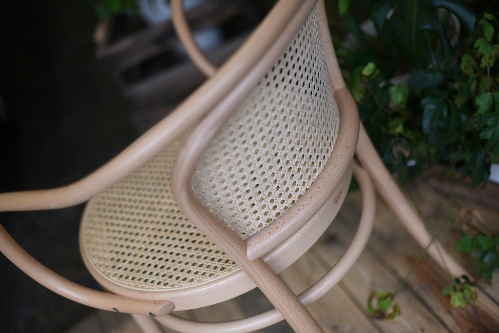 TON　ARM CHAIR　No.33　325033