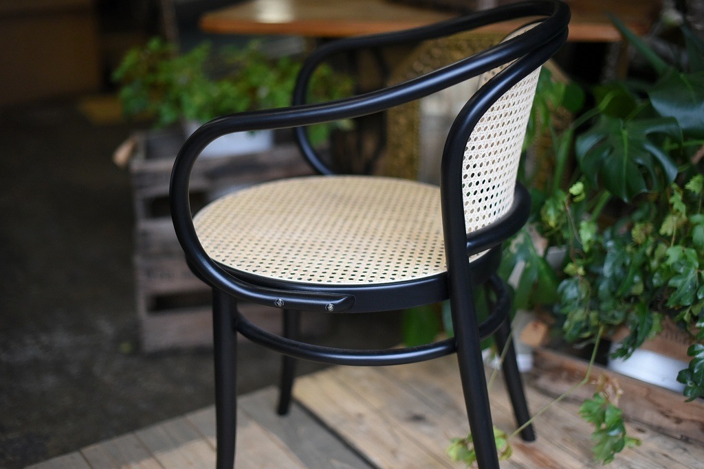 TON　ARM CHAIR　No.33　325033