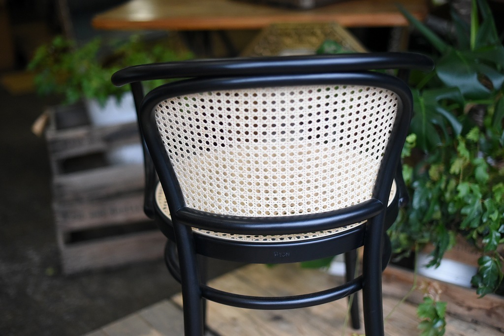 TON　ARM CHAIR　No.33　325033