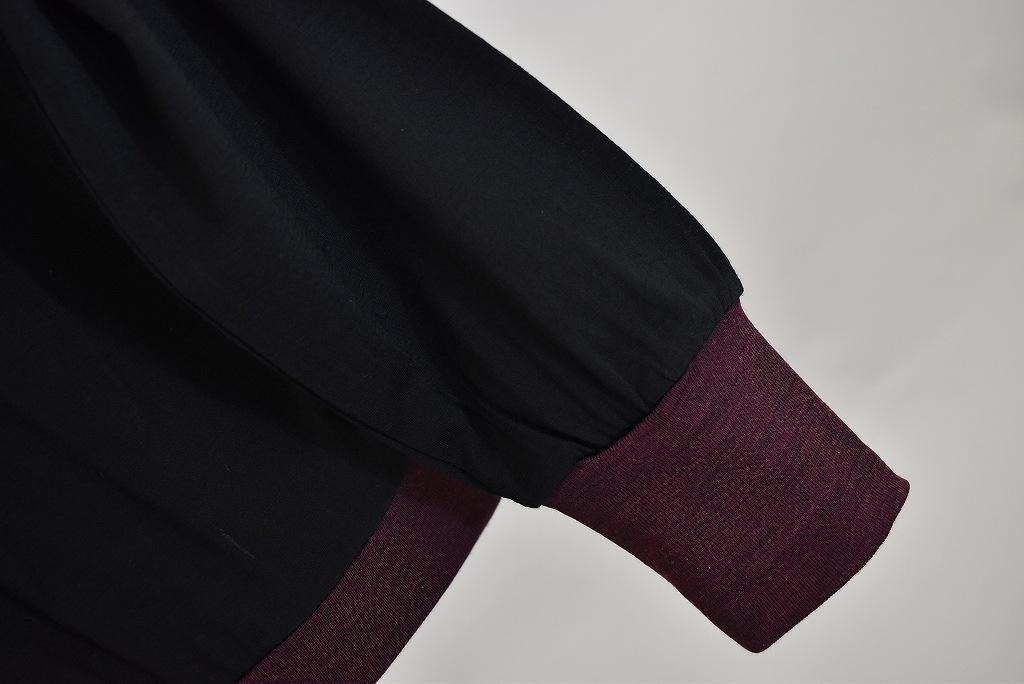 TW INNOCENT Original products 「極上ウール圧縮ニット タートルネック」　COLOR : BLACK/WINE RED