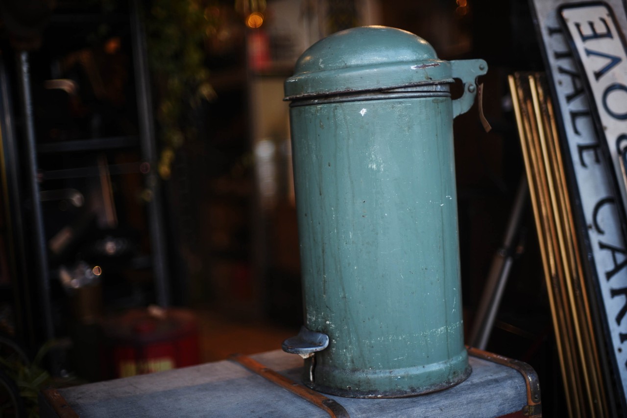 ヴィンテージ　ダストボックス　ゴミ箱　ステップオープン式　101644