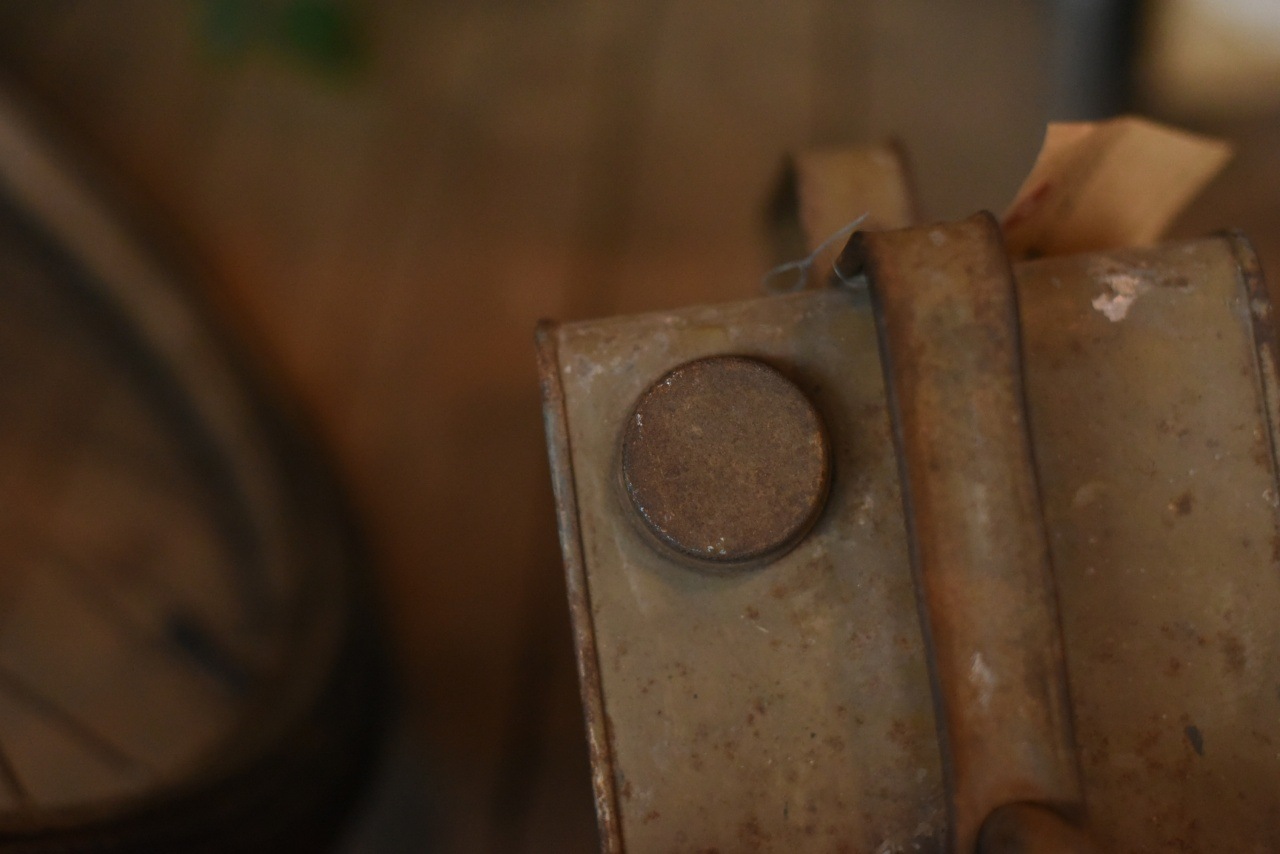 101010 ヴィンテージ 　オイル缶　ESSO エッソ