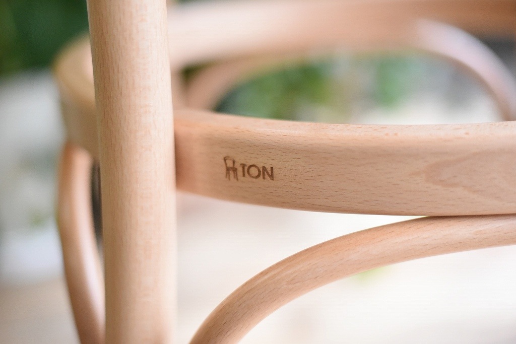 TON TABLE　No.252　421252　4M6252