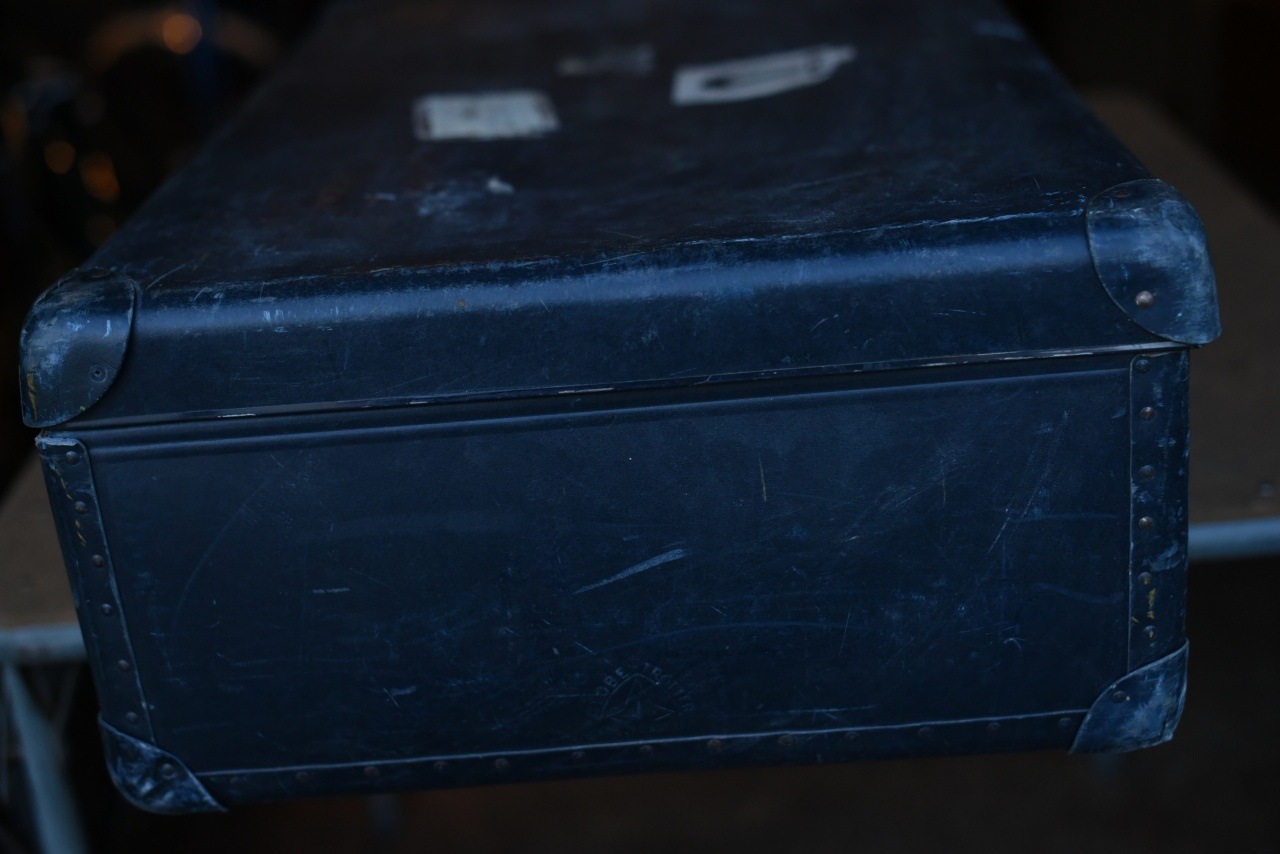 101800　UK ヴィンテージ　英国 グローブ トロッター 「GLOBE TROTTER」 MADE IN ENGLAND 刻印