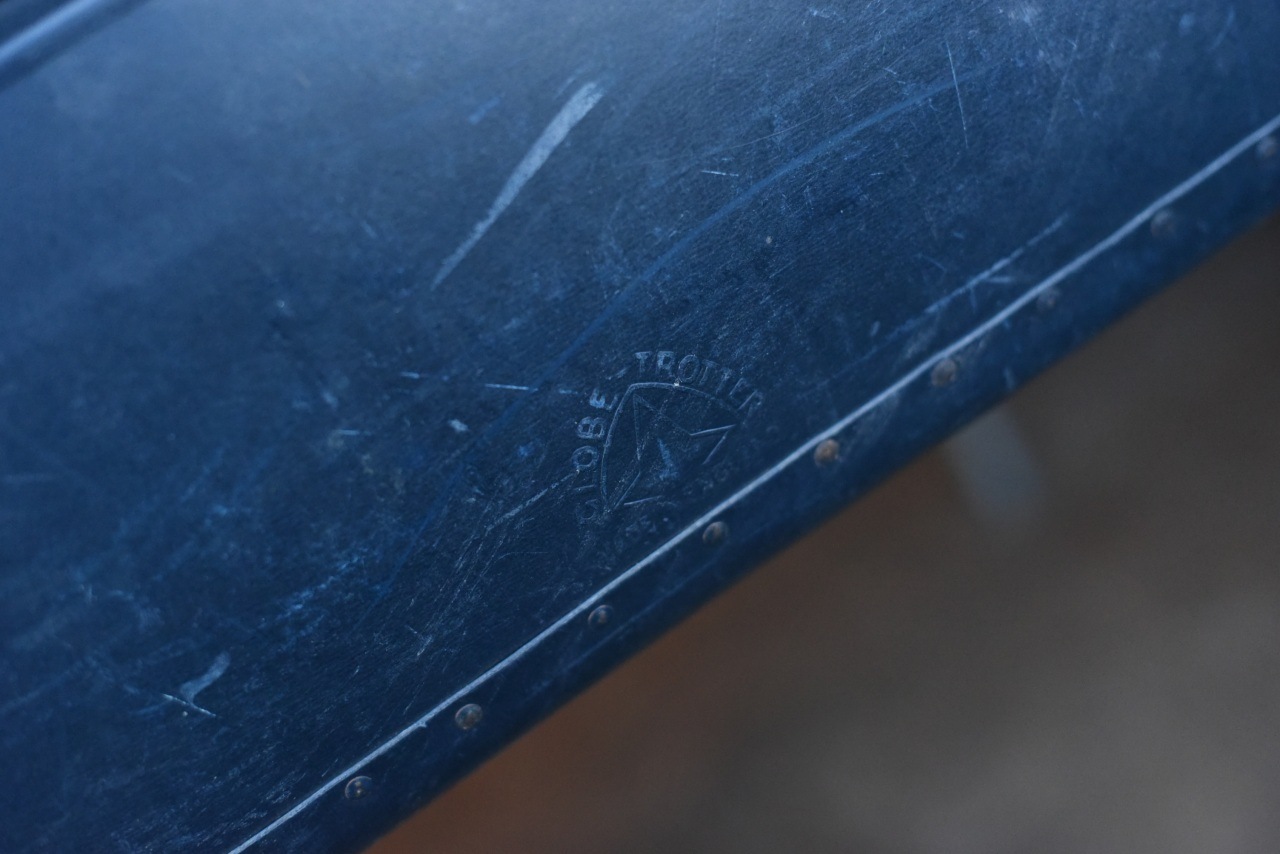 101800　UK ヴィンテージ　英国 グローブ トロッター 「GLOBE TROTTER」 MADE IN ENGLAND 刻印