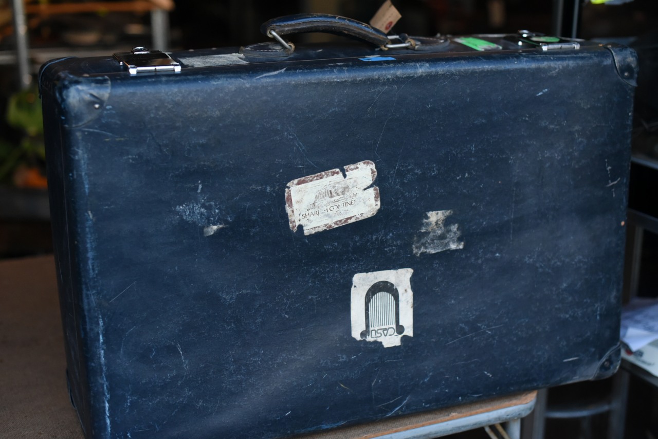 101800　UK ヴィンテージ　英国 グローブ トロッター 「GLOBE TROTTER」 MADE IN ENGLAND 刻印