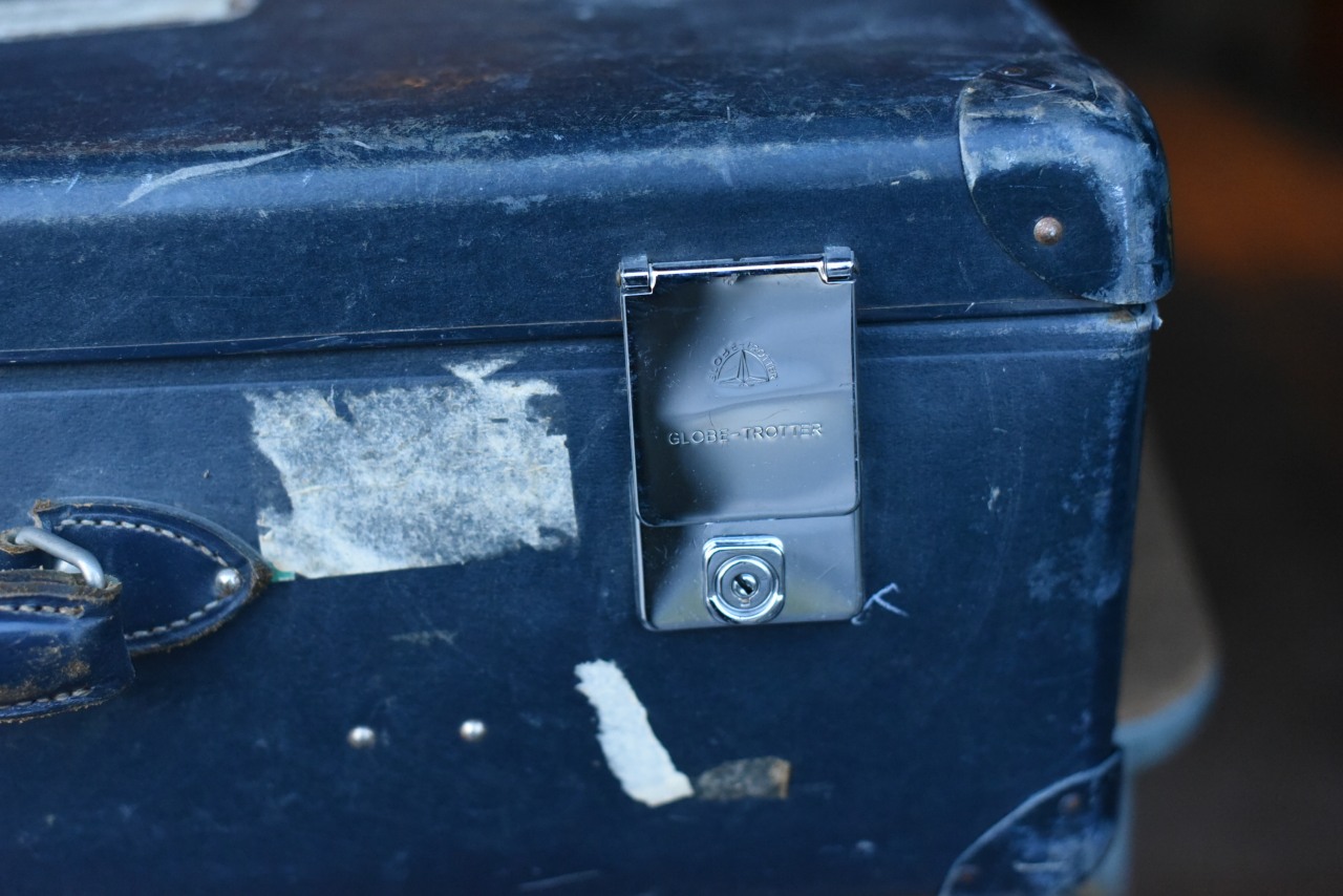 101800　UK ヴィンテージ　英国 グローブ トロッター 「GLOBE TROTTER」 MADE IN ENGLAND 刻印