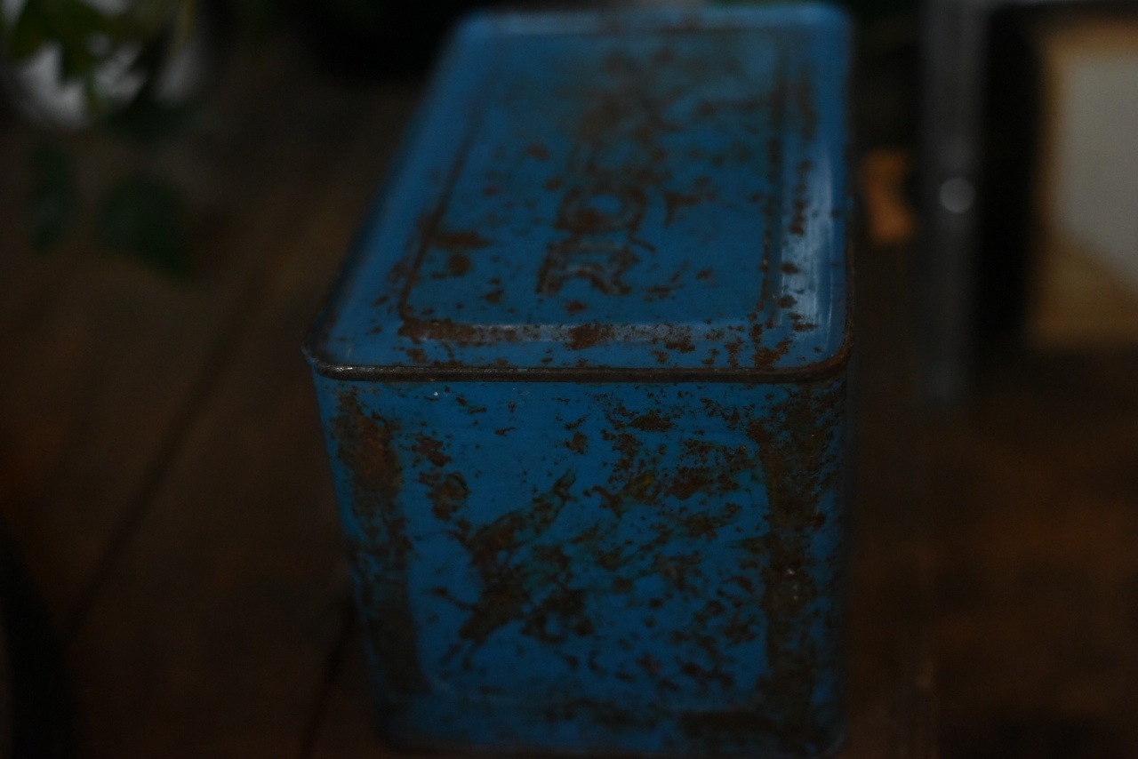 2015 ヴィンテージ 　オイル缶　ESSO BLUE エッソ