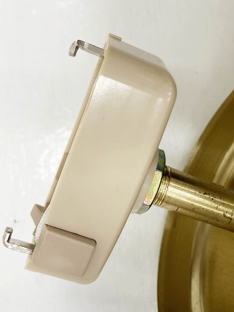 958 ヴィンテージ　乳白色ガラス ランプ シェード フリル 真鍮製照明器具付属