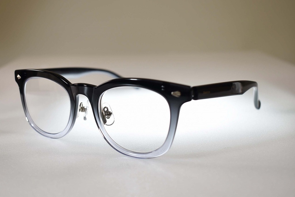 RF-G フリップリーディンググラス　「RAWGUN」 GRAY INNOCENT Original Products