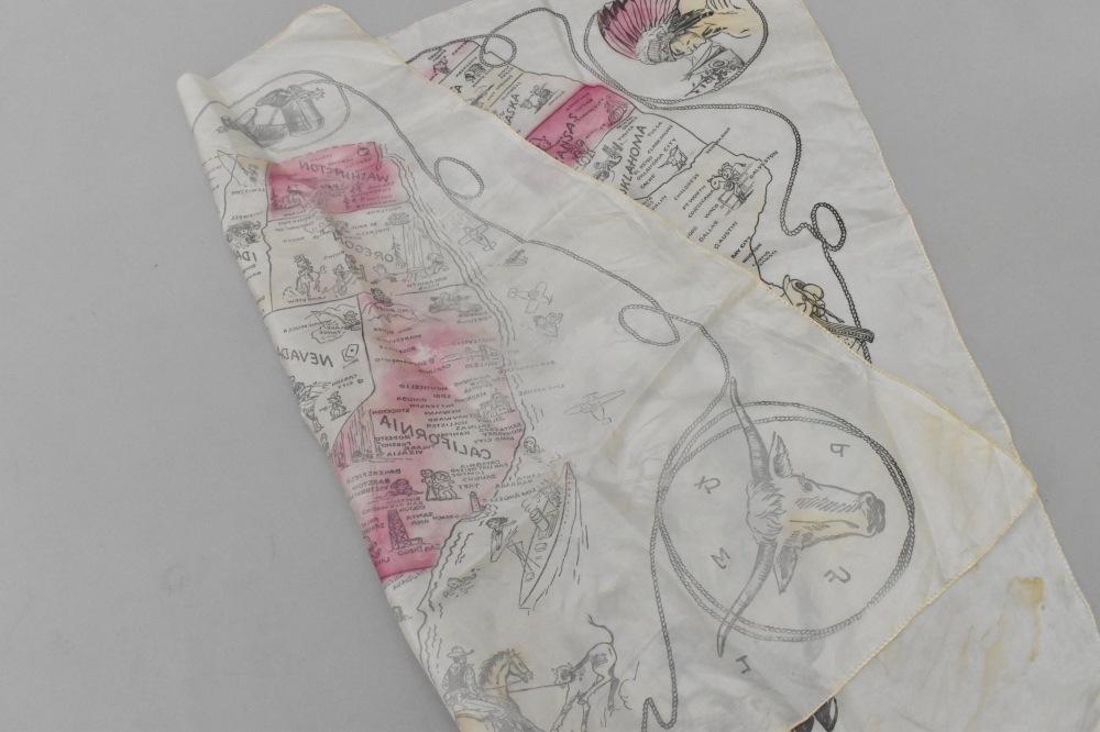 108829 ヴィンテージ 中判 スーベニア スカーフ  Souvenir scarf