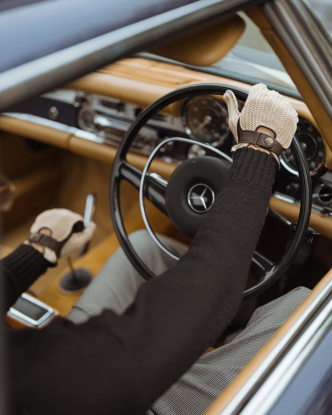 SD 英国 「GOLDTOP」 「Deerskin Leather String Back Driving Gloves」 DarkBrown 鹿革ドライビンググローブ　10%ポイント還元