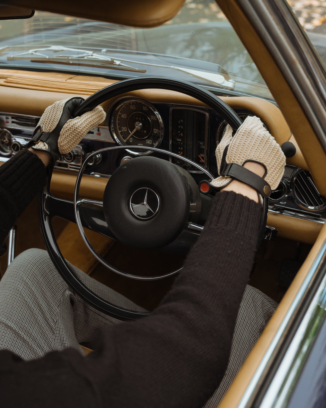 SD 英国 「GOLDTOP」 「Deerskin Leather String Back Driving Gloves」 DarkBrown 鹿革ドライビンググローブ　10%ポイント還元