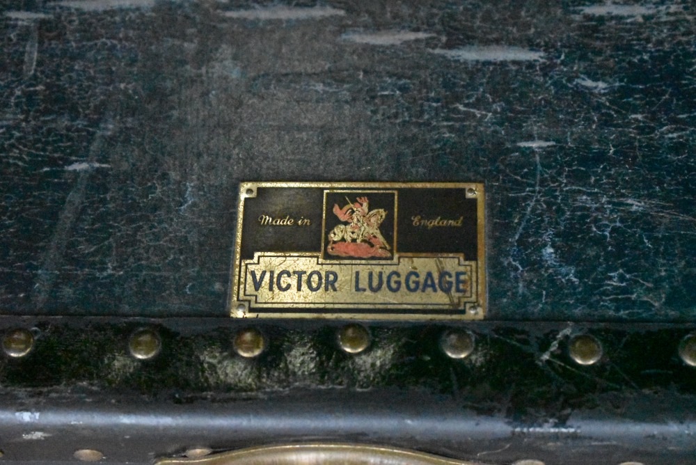 109563 ヴィンテージ VICTOR LUGGAGE トランク 衣装ケース 収納ケース